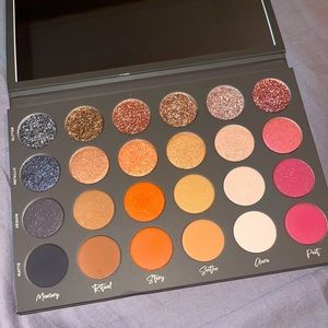 TATI BEAUTY VOLUME 1 PALETTE